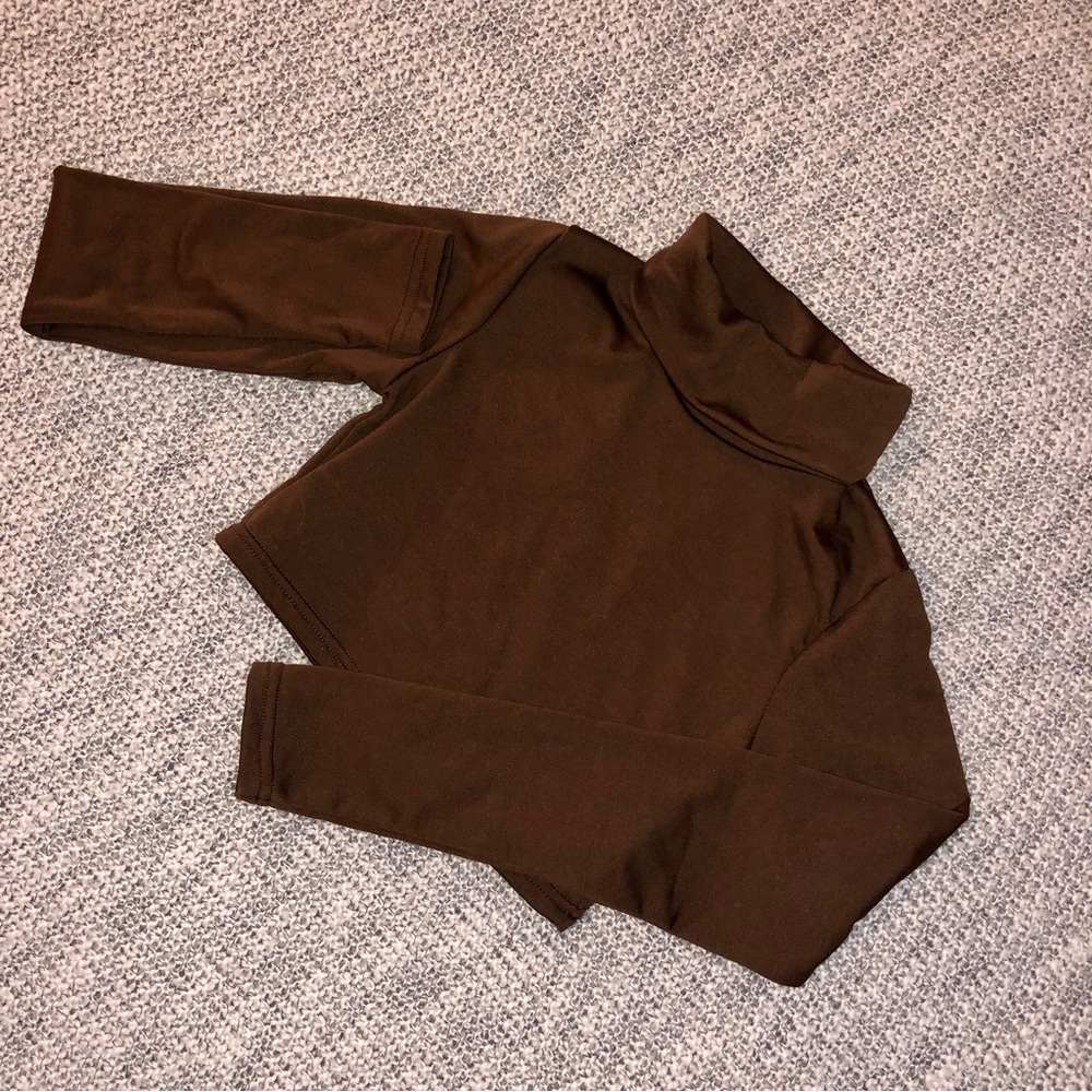Cropped Women’s Turtleneck